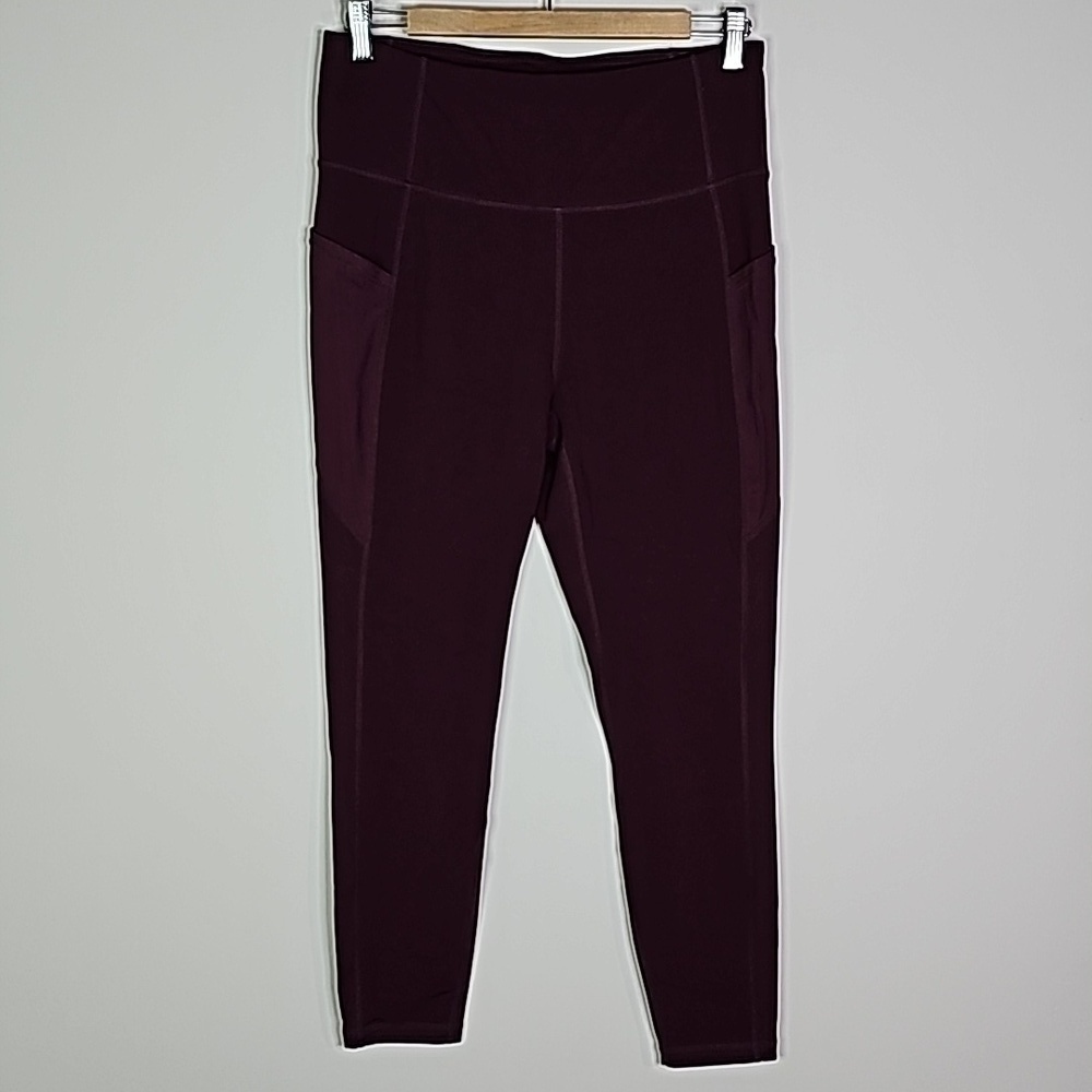 Reebok large maroon athletic leggings